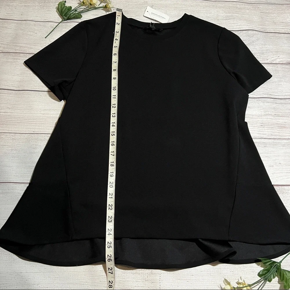 Banana Republic Crew Neck Short Sleeve Panel Detail Top - Picture 10 of 11